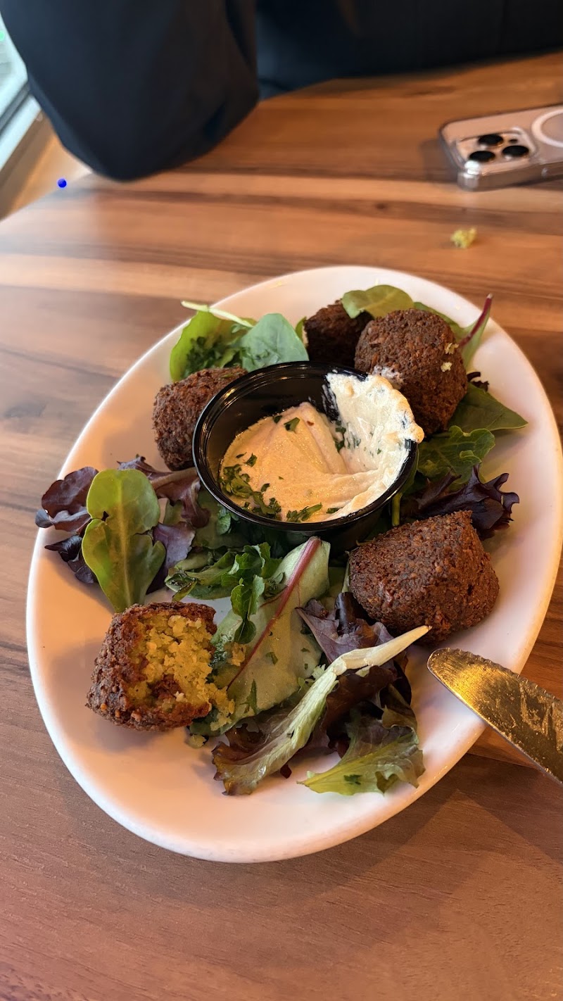Urban Kitchen & Deli Cleveland atmosphere