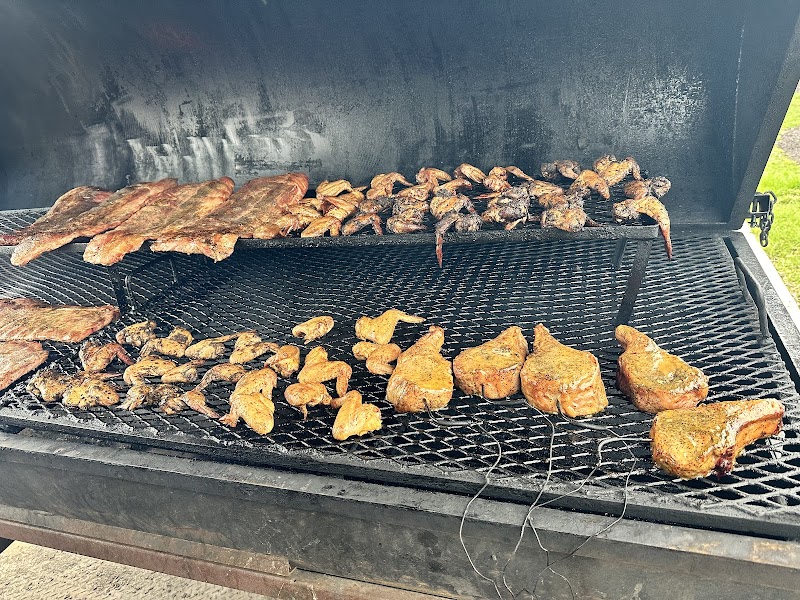 Parker & Sons BBQ Cleveland atmosphere