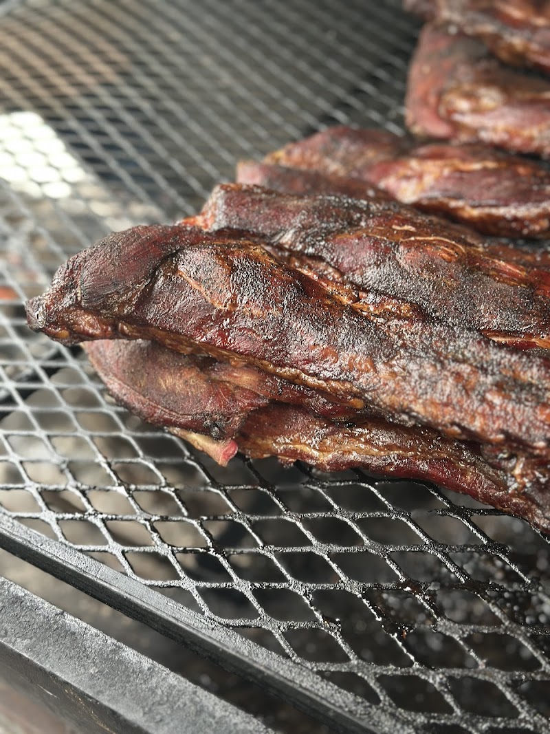 Parker & Sons BBQ Cleveland atmosphere