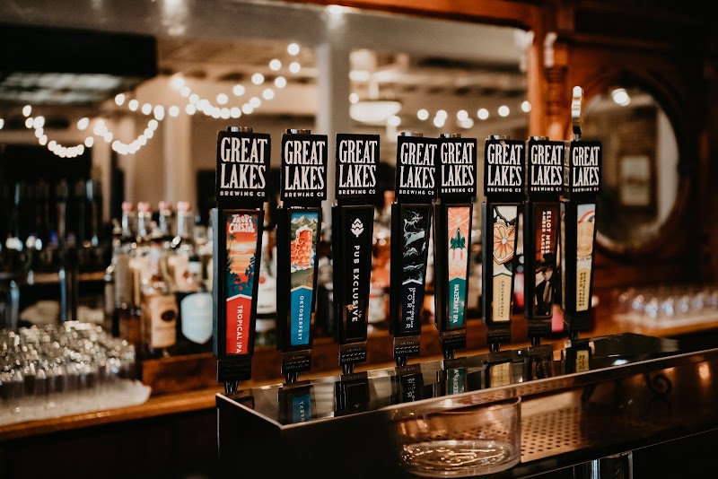 Great Lakes Brewing Company Tasting Room Cleveland atmosphere