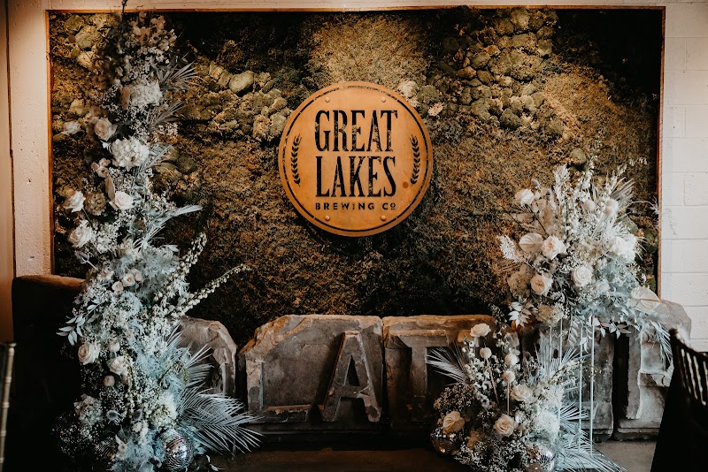 Great Lakes Brewing Company Tasting Room Cleveland atmosphere