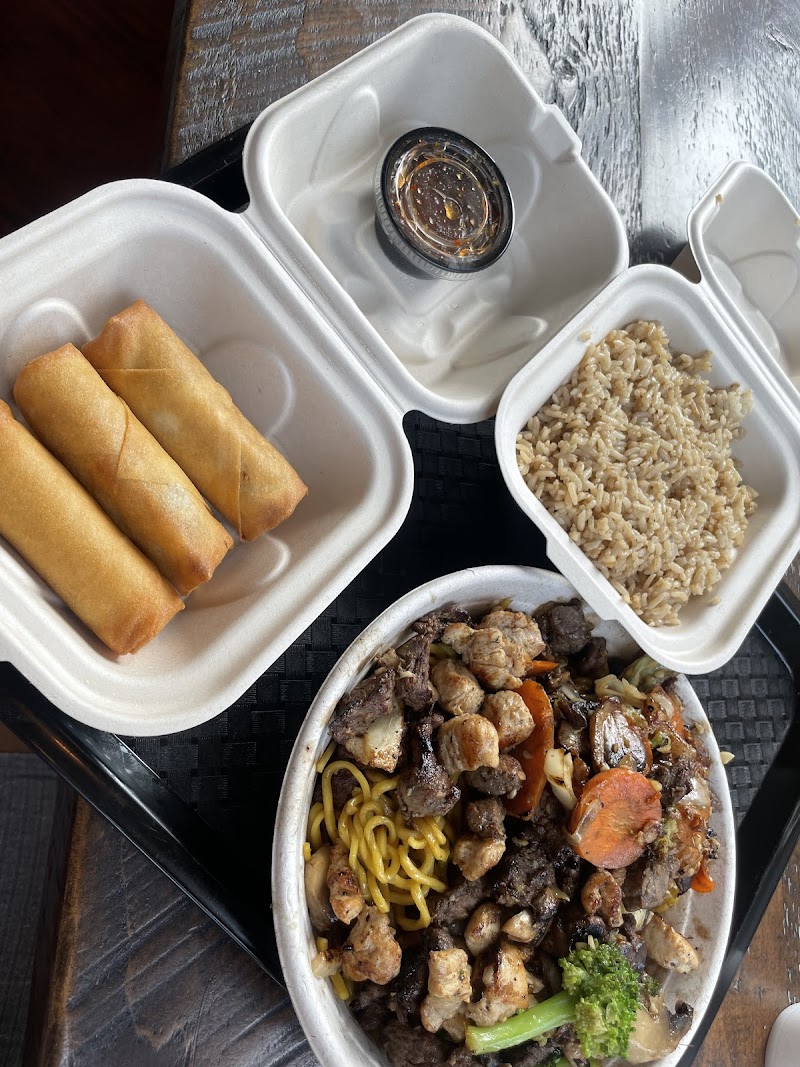 Soba Asian Kitchen Cleveland atmosphere