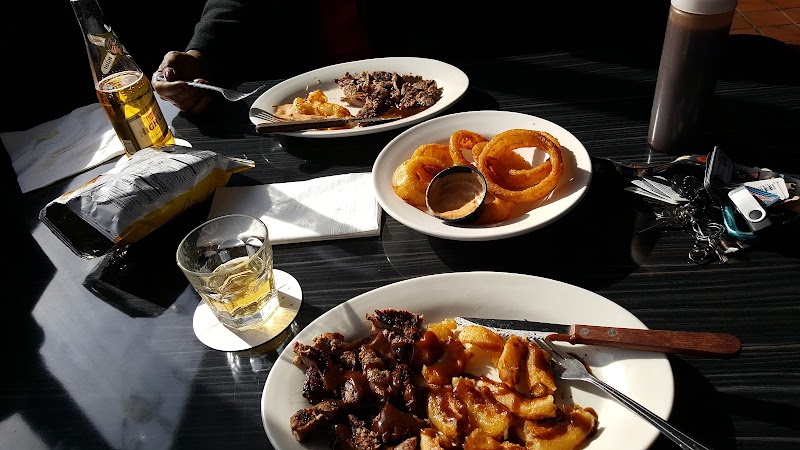 Travelers Grille Cleveland food
