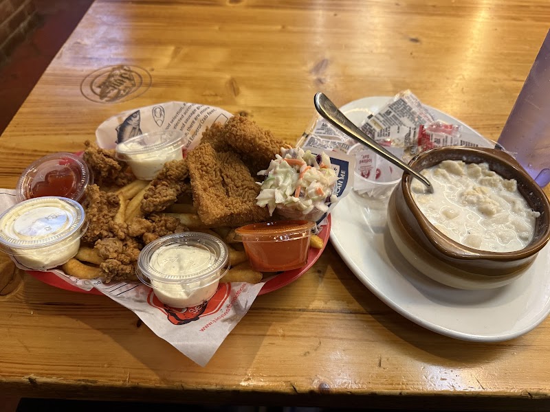 Juicy Seafood Cleveland - Harvard Park Cleveland atmosphere