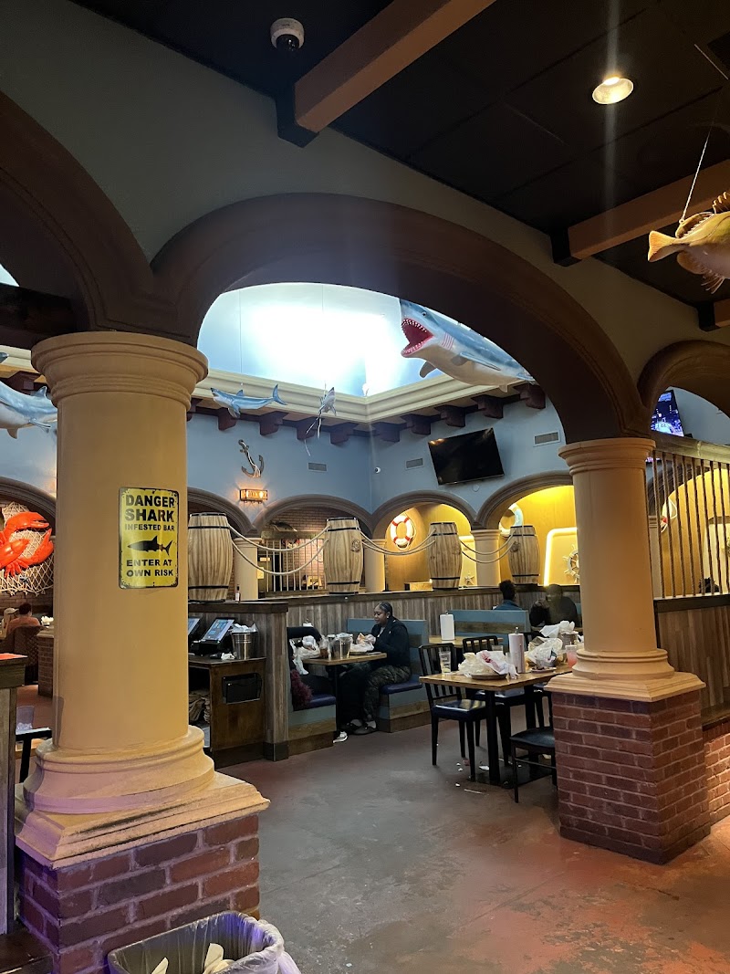 Juicy Seafood Cleveland - Harvard Park Cleveland atmosphere