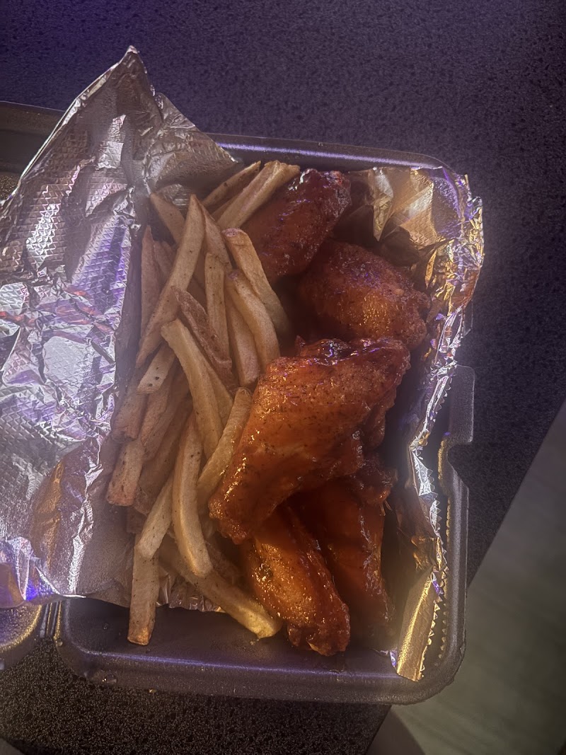 BMDS ComfortFood Cleveland atmosphere