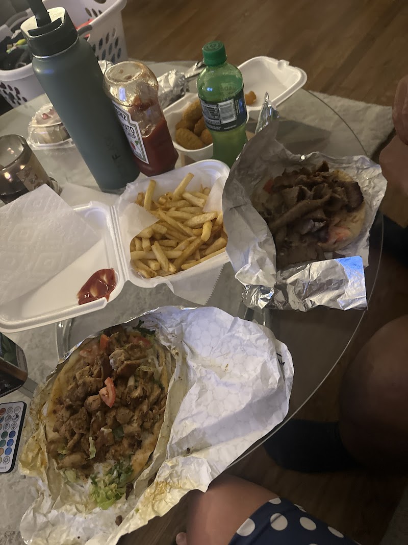 Bylo gyro Cleveland atmosphere