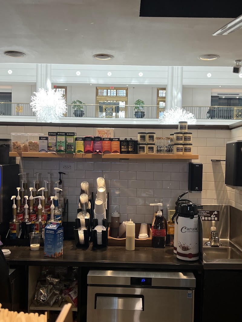 Milk + Honey Tower City Cleveland atmosphere