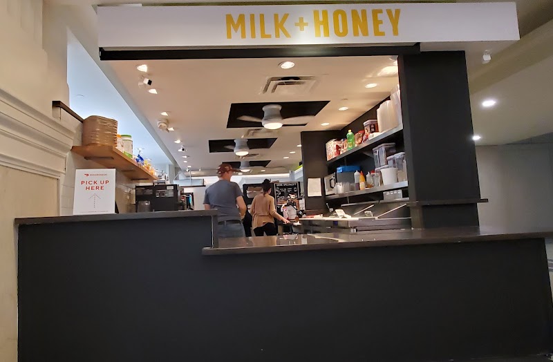Milk + Honey Tower City Cleveland atmosphere