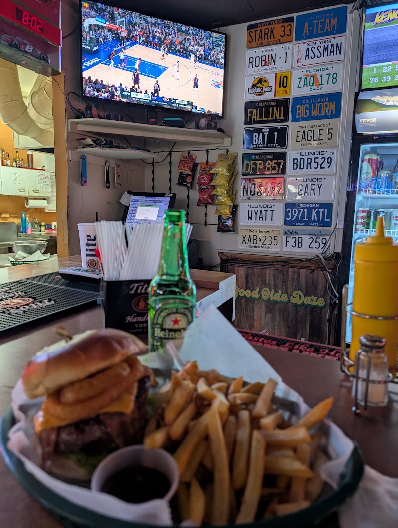 Good Olde Daze - Parma Cleveland atmosphere