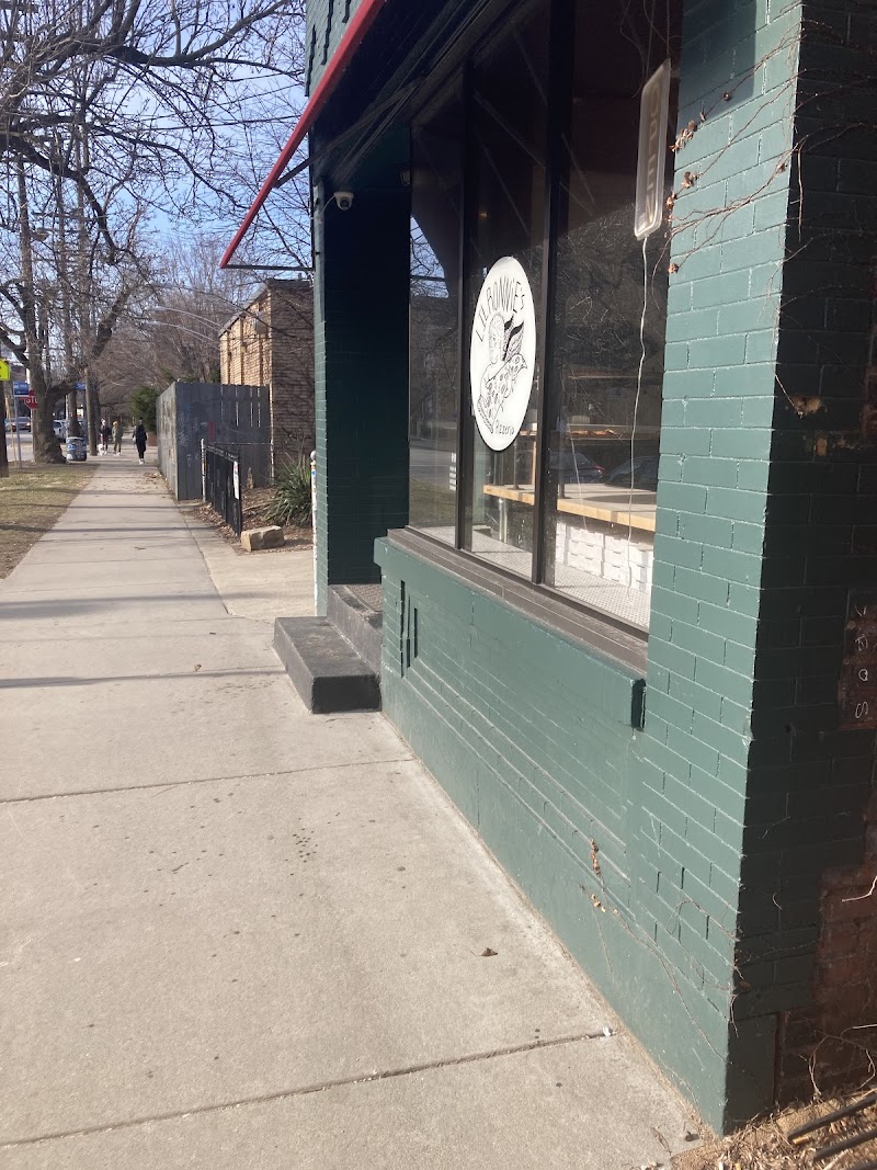 Lil Ronnie’s Cleveland food
