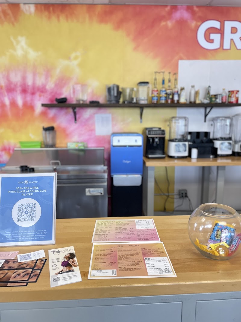 Groovy Café Cleveland atmosphere