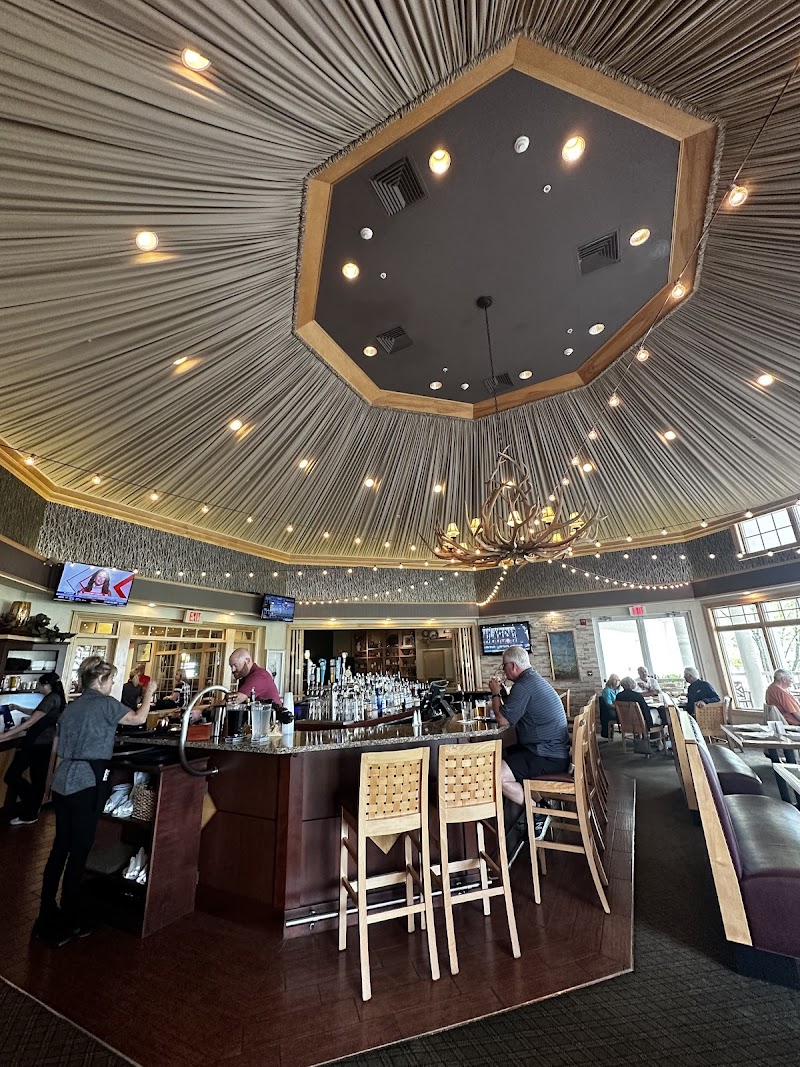 Legacy Restaurant & Grille Cleveland atmosphere
