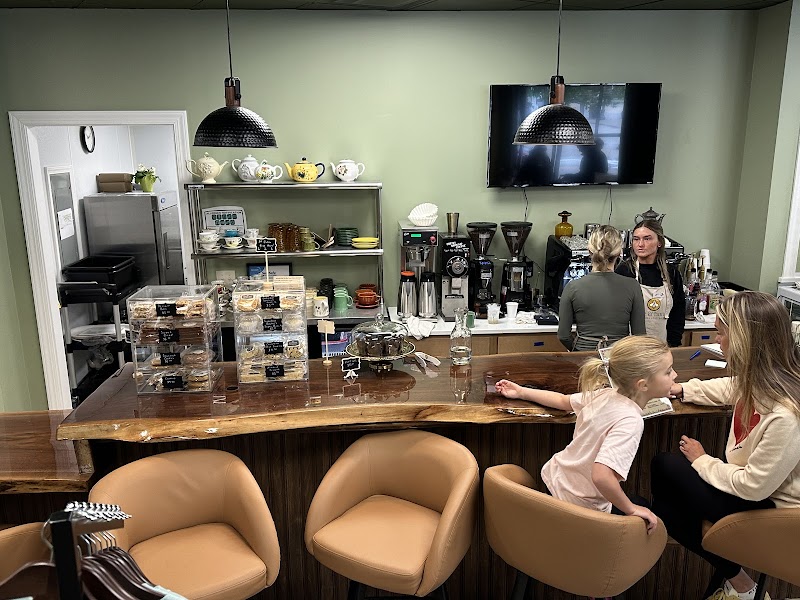 Sage & Honey Cleveland atmosphere
