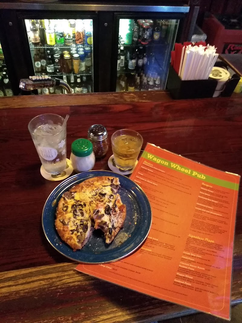 Wagon Wheel Pub Cleveland atmosphere