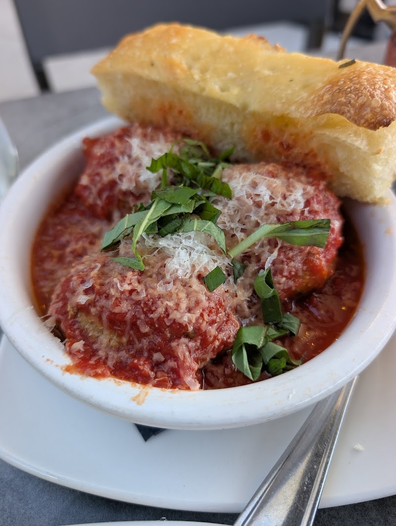 Antica Italian Avon Cleveland atmosphere