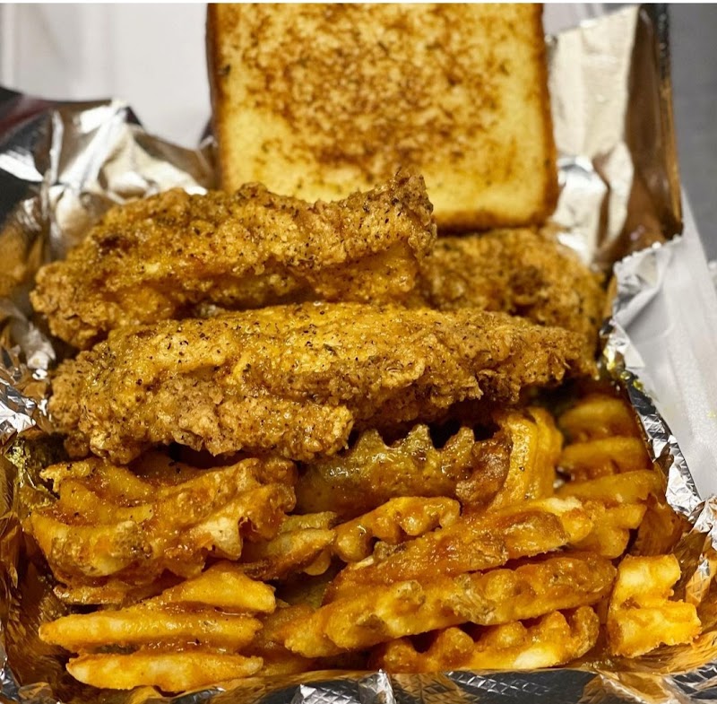 MoMo's Restaurant and Social Lounge Cleveland food