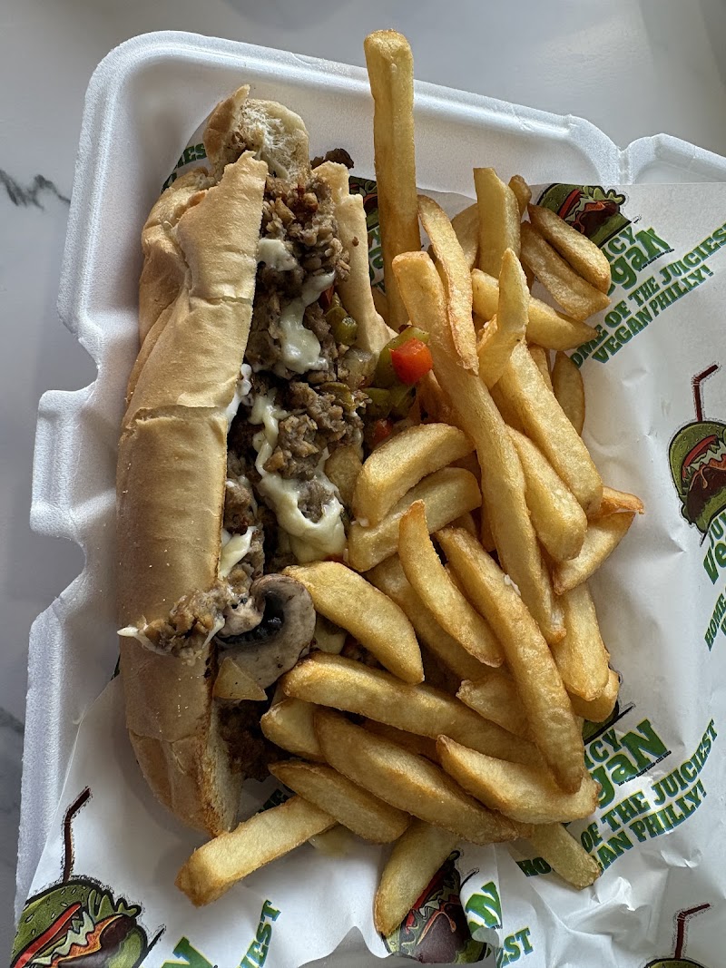 Juicy Vegan Cleveland atmosphere