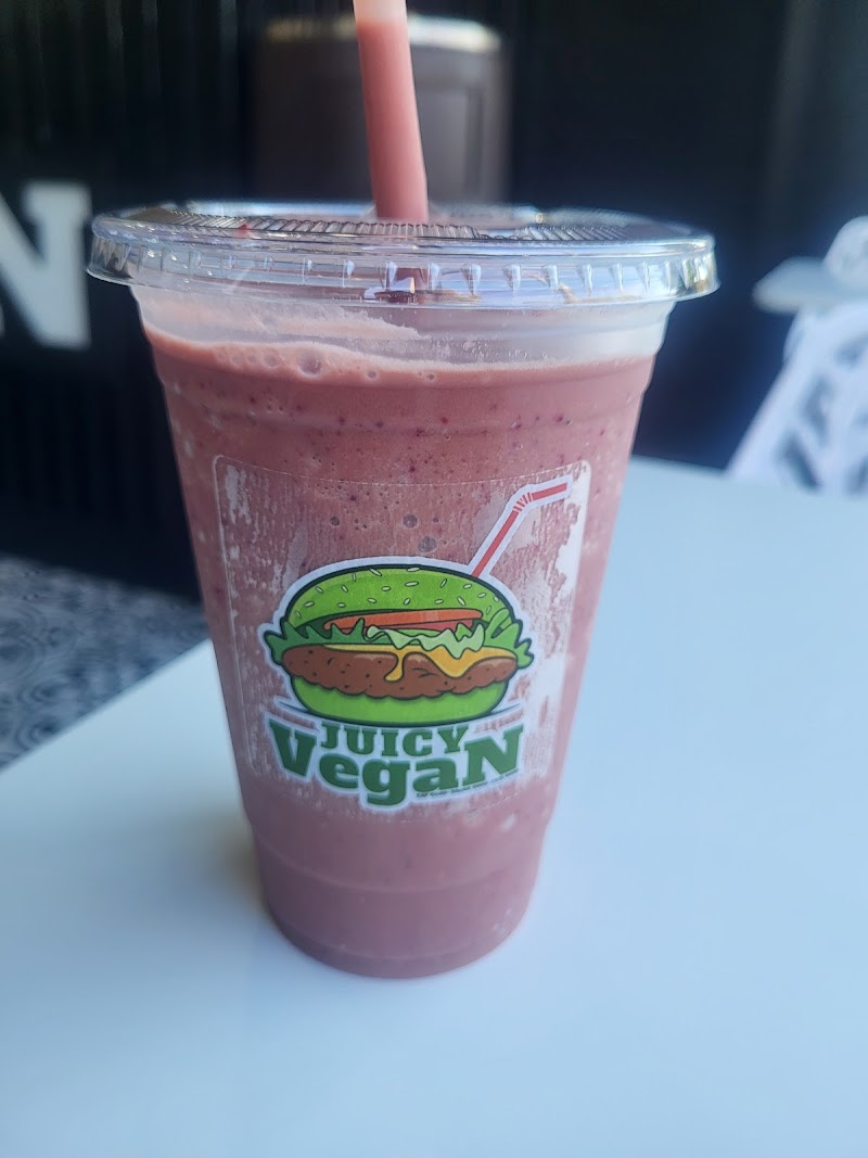 Juicy Vegan Cleveland atmosphere
