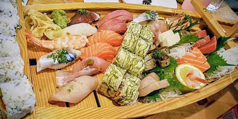 Land and Sea Sushi Bar, Hibachi and Noodles Cleveland atmosphere