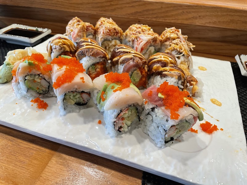 Land and Sea Sushi Bar, Hibachi and Noodles Cleveland atmosphere