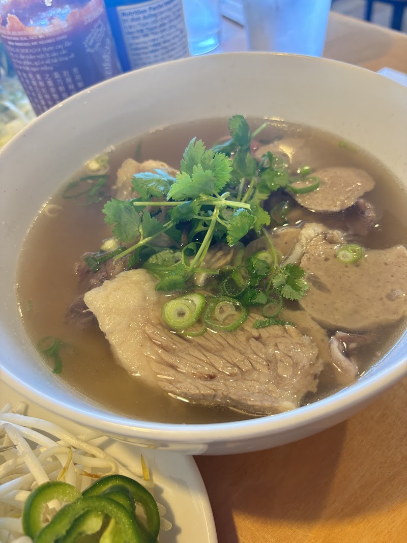 Land and Sea Sushi Bar, Hibachi and Noodles Cleveland atmosphere