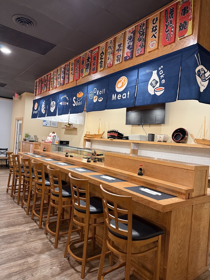Land and Sea Sushi Bar, Hibachi and Noodles Cleveland atmosphere