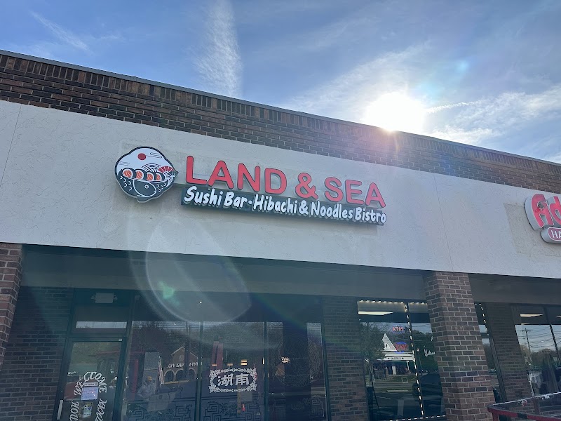 Land and Sea Sushi Bar, Hibachi and Noodles Cleveland atmosphere
