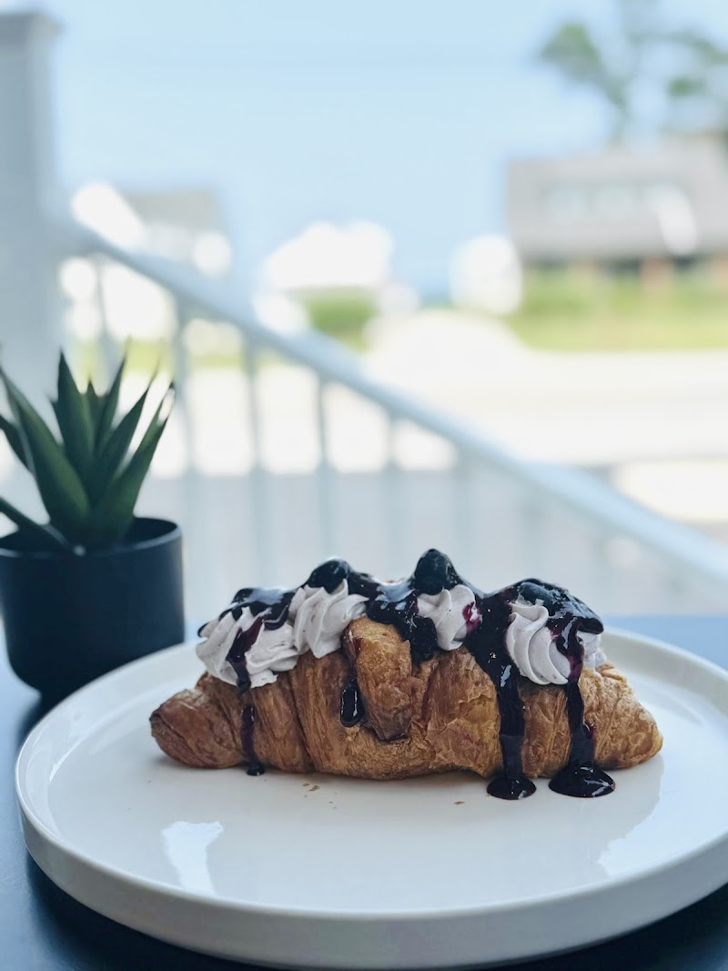 Elysium Cafe | Crepes & More Cleveland atmosphere