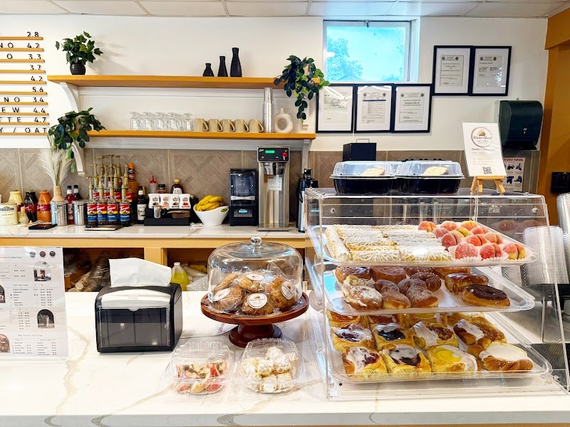 Elysium Cafe | Crepes & More Cleveland atmosphere