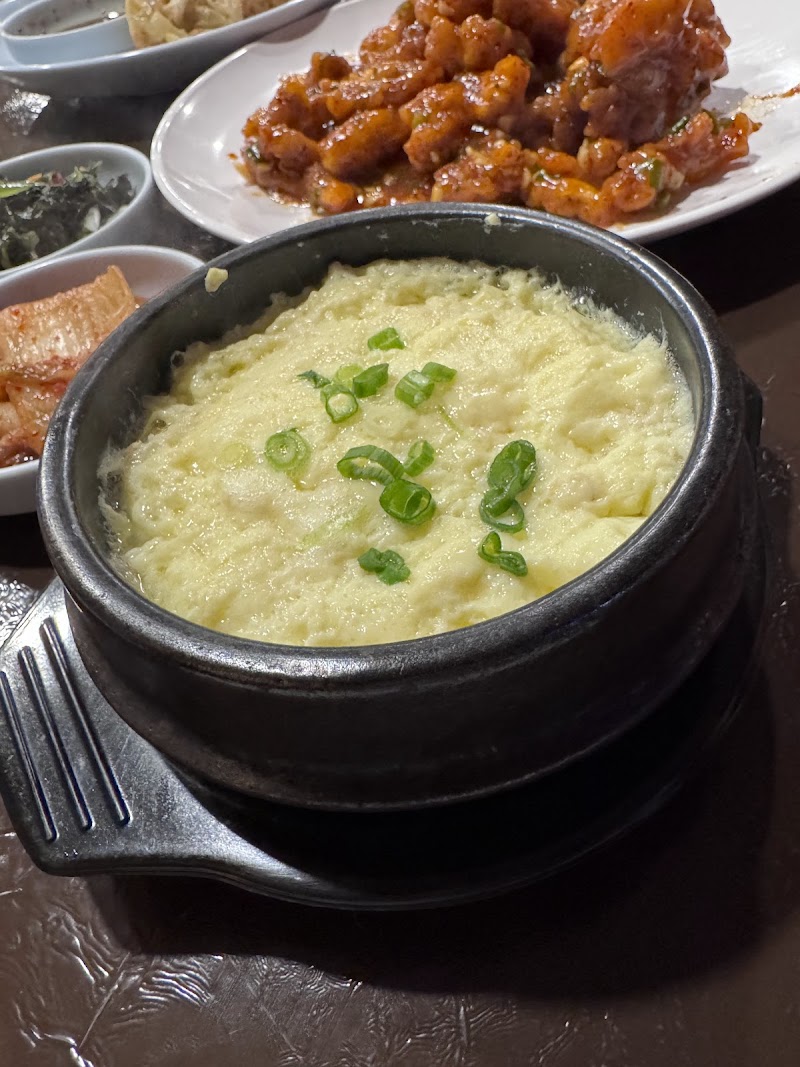 Seoul Garden Restaurant Cleveland atmosphere