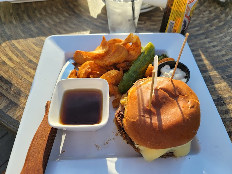 Shooters On The Water Cleveland food