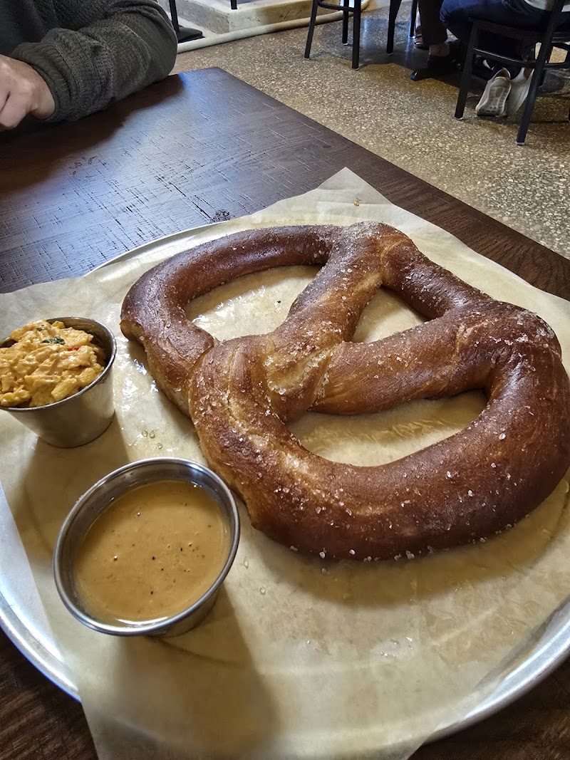 Mosaic Brewing Company Cleveland atmosphere