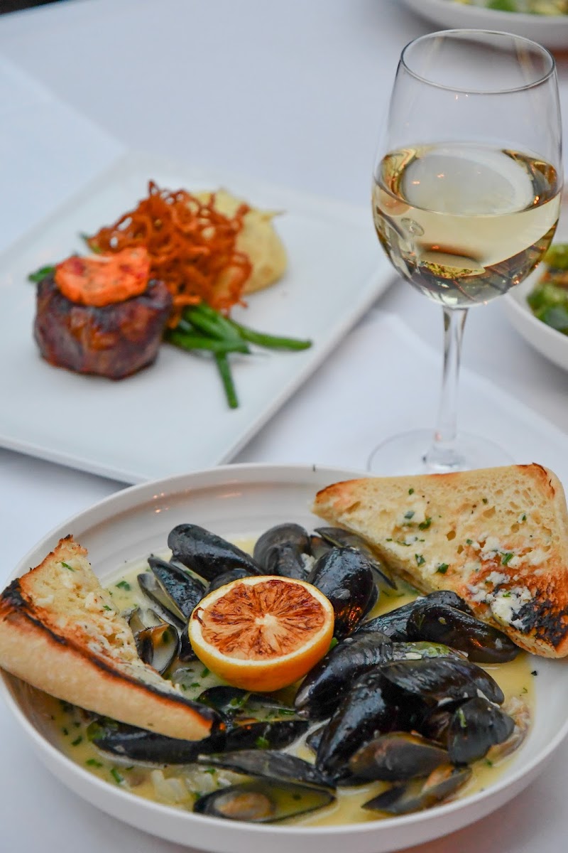 Blue Canyon Kitchen & Tavern Cleveland food