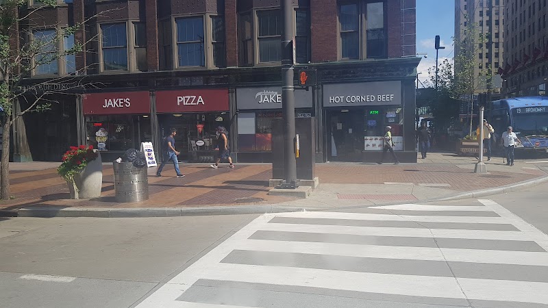 Jake's Pizza Cleveland atmosphere