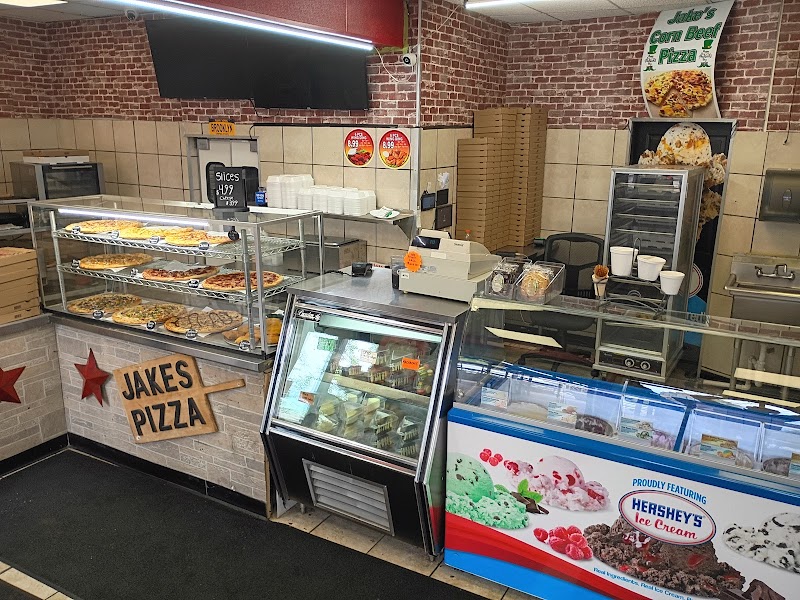Jake's Pizza Cleveland atmosphere