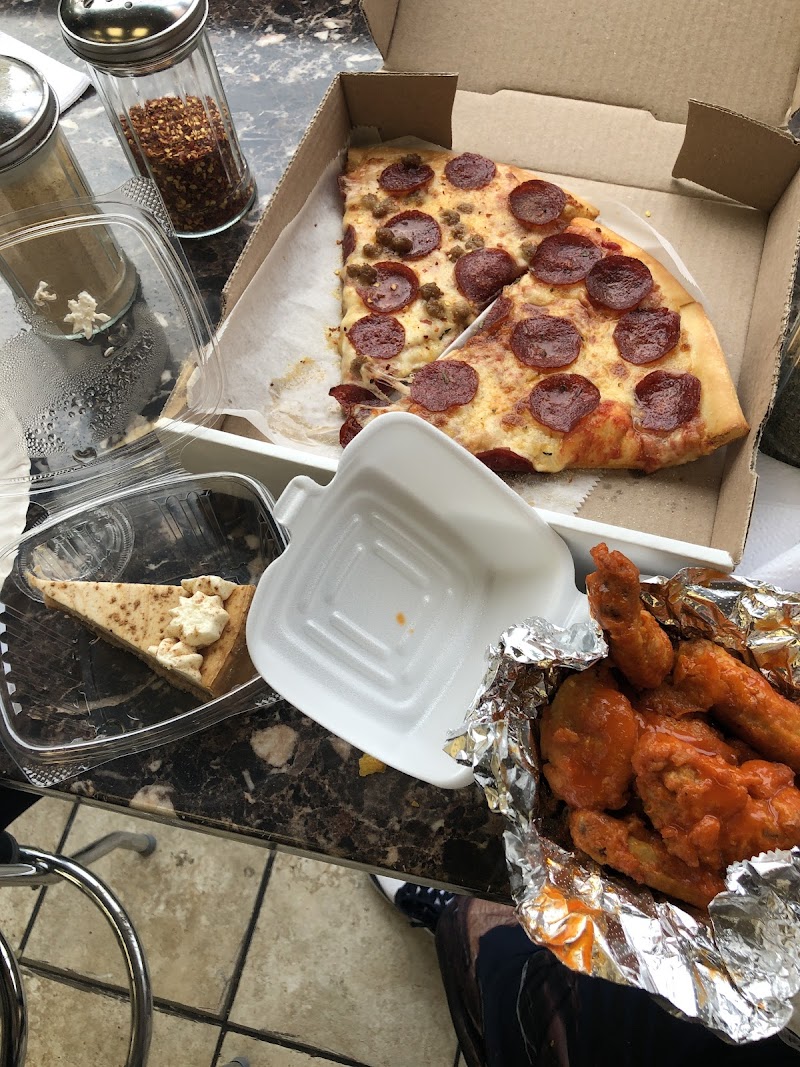 Jake's Pizza Cleveland atmosphere