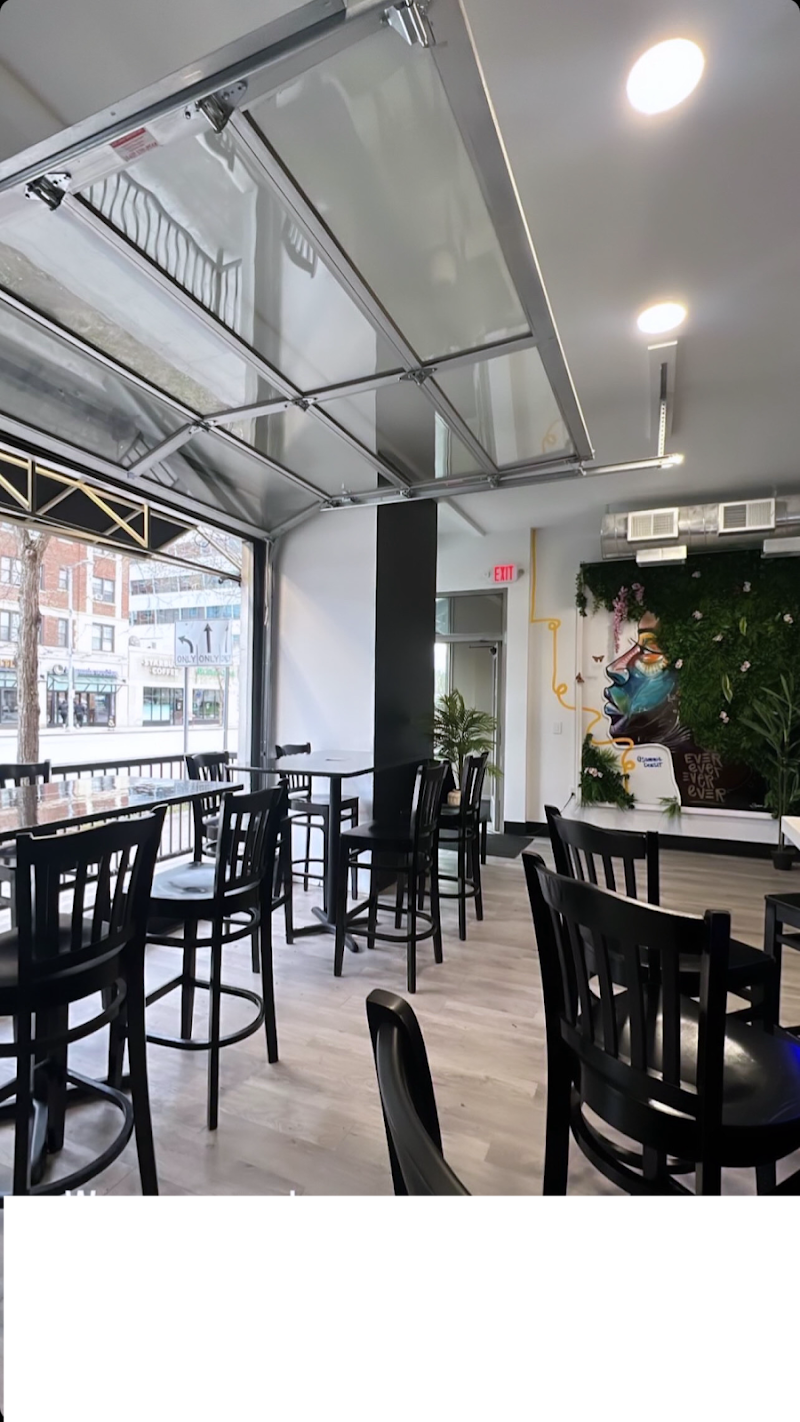 Sunset Kitchen & Lounge Cleveland atmosphere