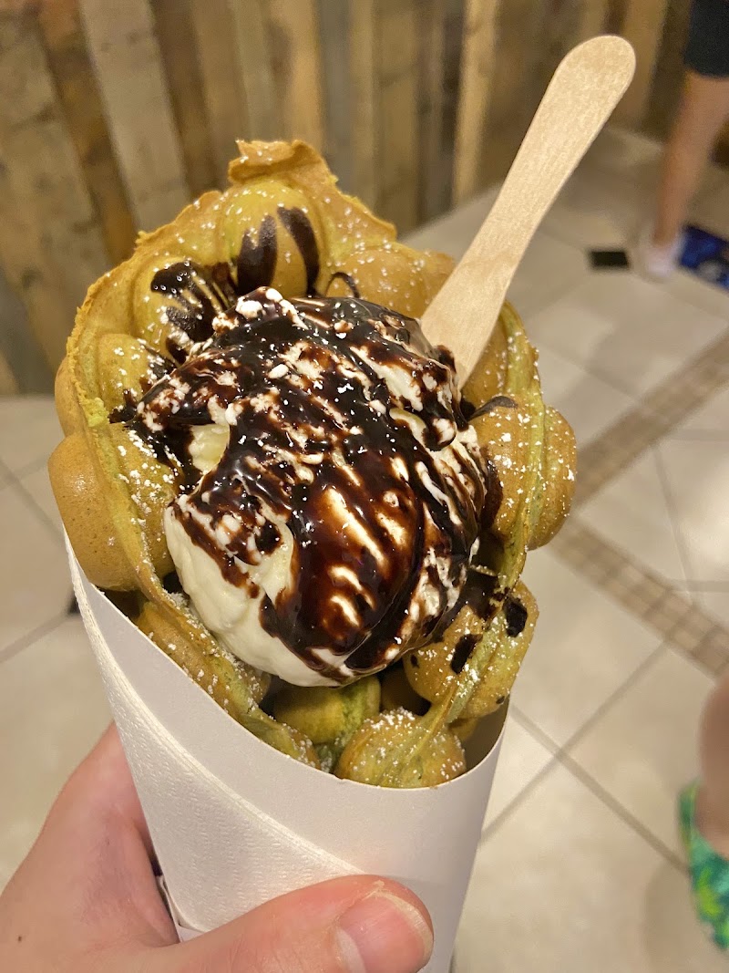 Ball Ball Waffle Cleveland atmosphere