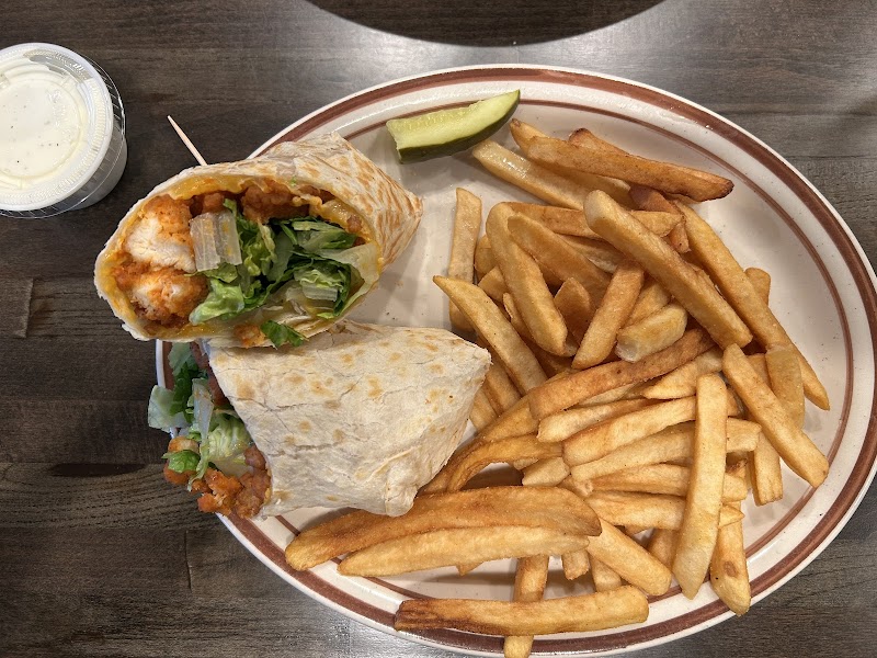 THE GARDEN FAMILY RESTAURANT Cleveland atmosphere