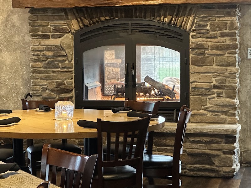 Burntwood Tavern Cleveland atmosphere