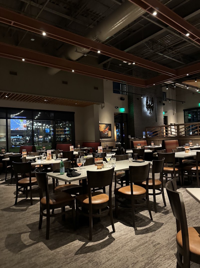 Firebirds Wood Fired Grill Cleveland atmosphere