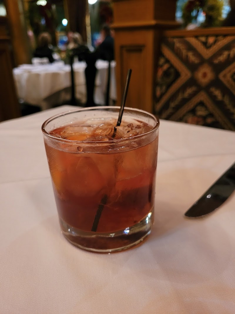 Johnny's Downtown Cleveland atmosphere