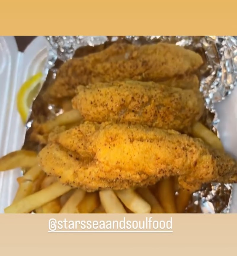 Star’s Sea and Soul Food Cleveland atmosphere