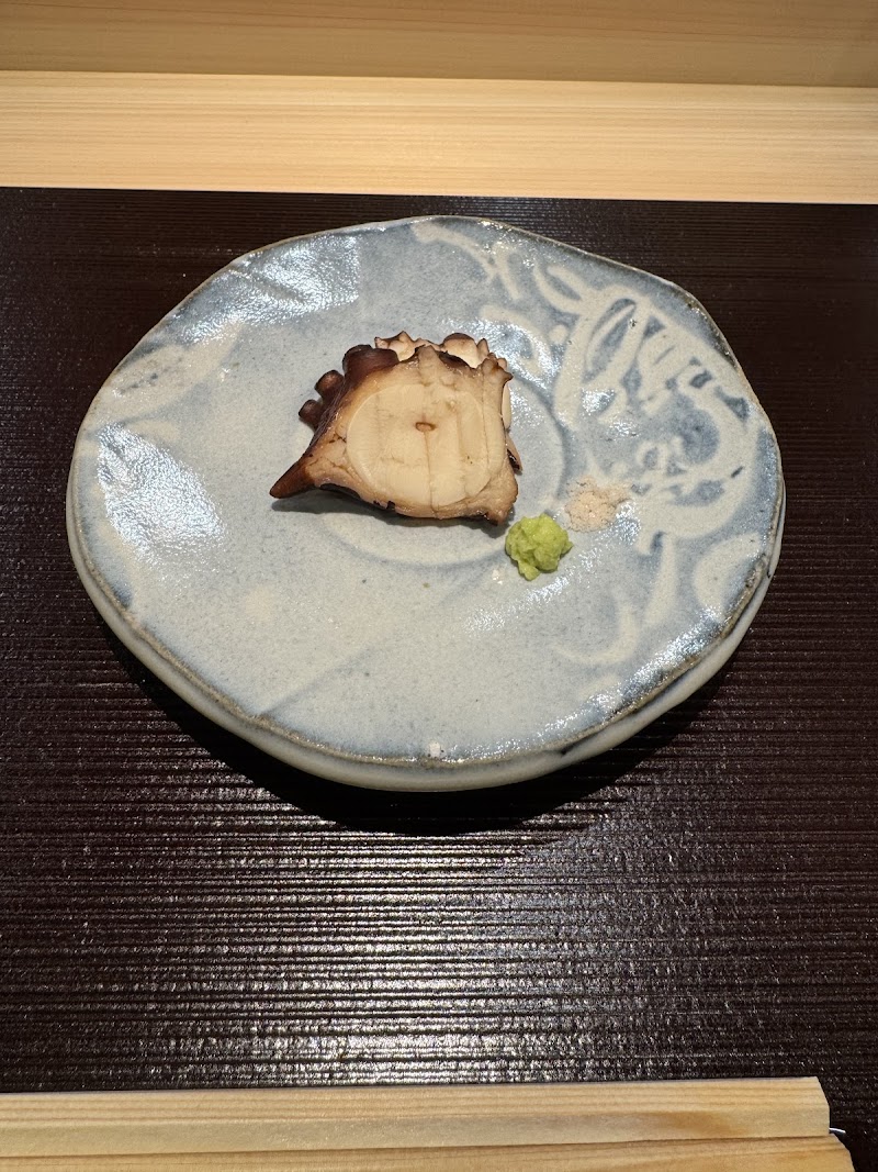 Sushi Kuwahata Cleveland atmosphere