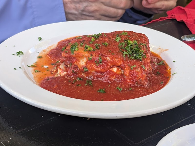 Guarino's Restaurant Cleveland atmosphere