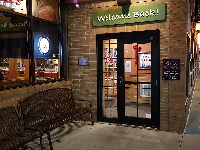 Applebee's Grill + Bar Cleveland