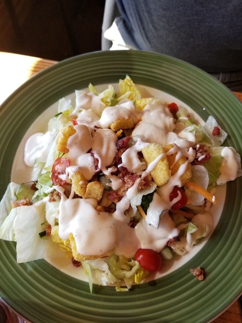 Applebee's Grill + Bar Cleveland atmosphere