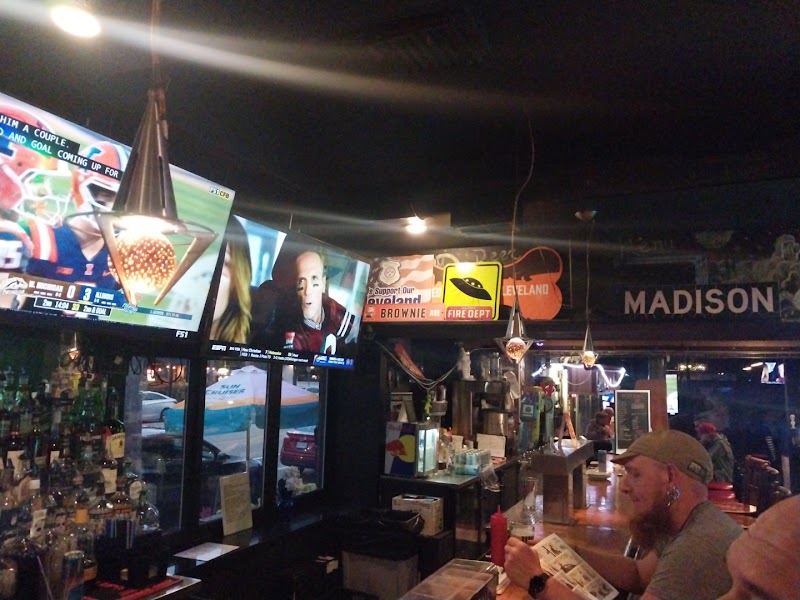 Mars Bar & Café Cleveland atmosphere