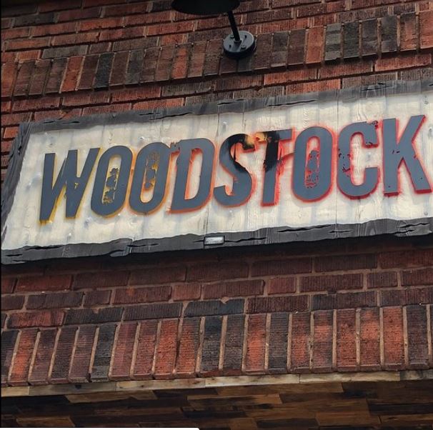 Woodstock BBQ Cleveland atmosphere